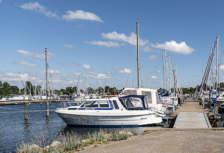 Beskrivelse af Frederikssund Lystbådehavn