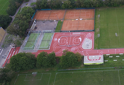 Idrætsanlæg beliggende ved Jægerspris Skole.