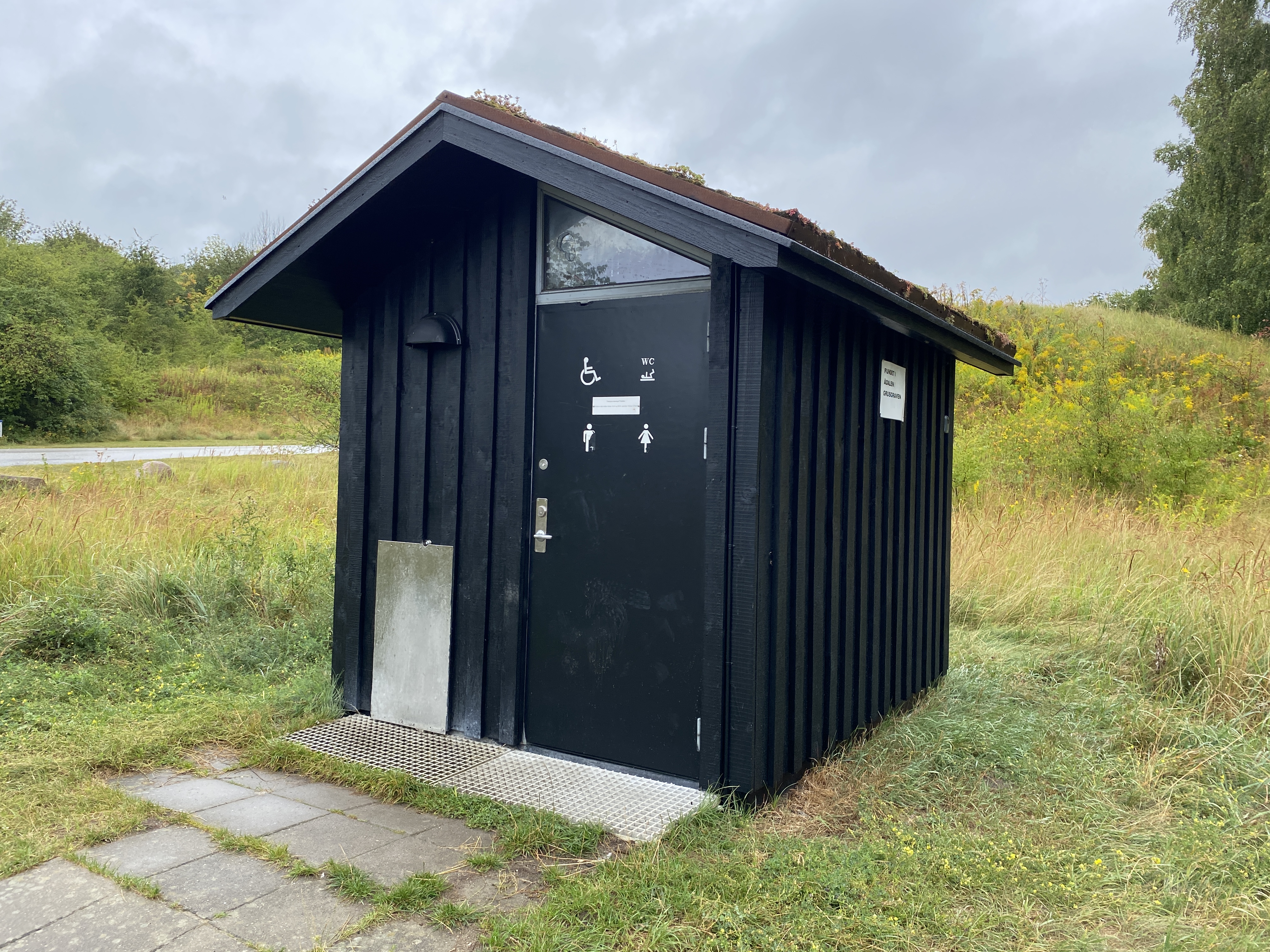 Toilet ved Sillebro Ådal, Frederikssund 