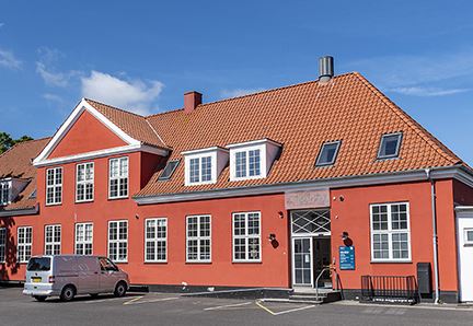 Frederikssund Kommune har 4 lokale biblioteker beliggende i henholdsvis Jægerspris, Frederikssund, Skibby og Slangerup.