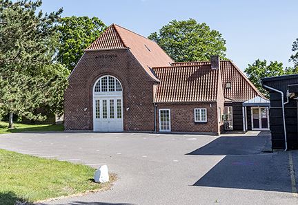 Det smukke og nænsomt renoverede kommunale elværk fra 1914, placeret lige i centrum af Frederikssund by med 250 meter til S-togsstationen, har siden 1994 dannet rammen for kommunens største kulturhus.