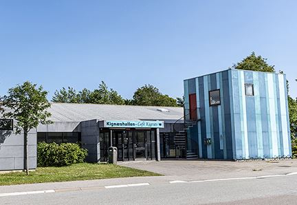 Idrætshal beliggende i Jægerspris.